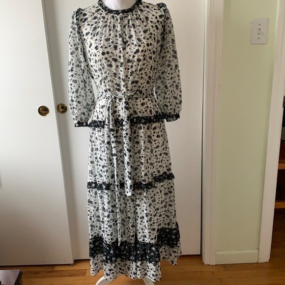 ML Monique Lhuillier Floral Chiffon Tiered Dress 6 - Picture 1 of 16